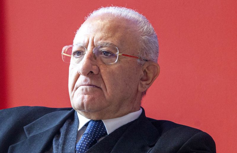 De Luca “Non si comprende l’apertura generalizzata”