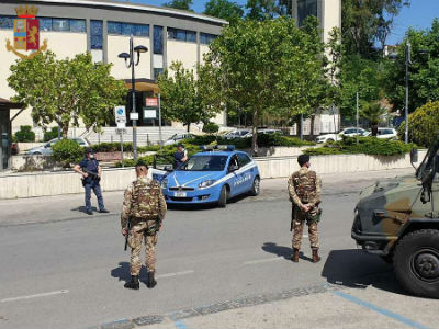 Piazza Armerina: Militari Forze Armate ”Operazione Strade Sicure” impiegate nei servizi dei controlli covid-19