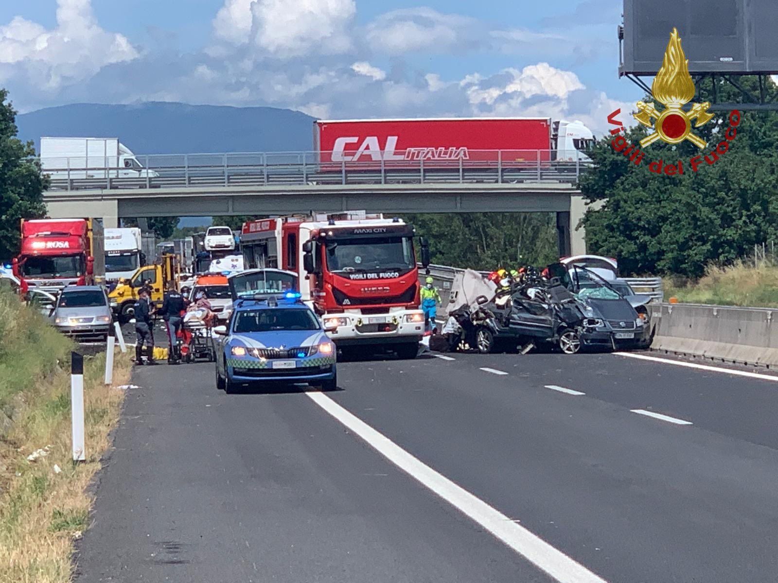 Incidenti stradali, quattro morti e tre feriti sull’autostrada A1