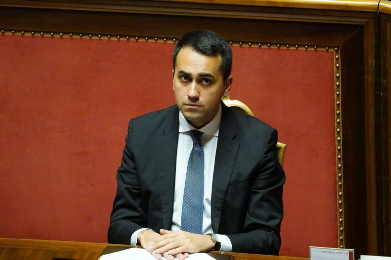 Di Maio “Bene dialogo sull’economia, non è tempo di polemiche”