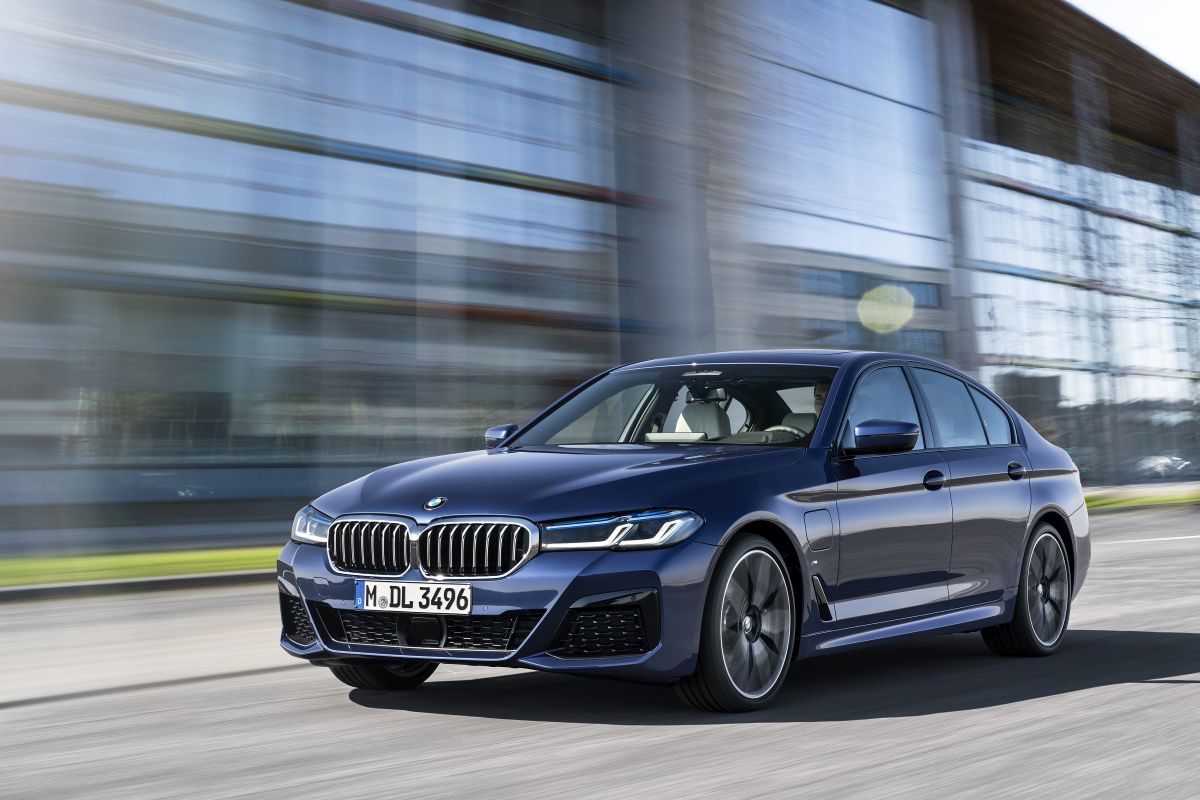 Con l’estate arrivano le nuove BMW Serie 5 Berlina e Touring