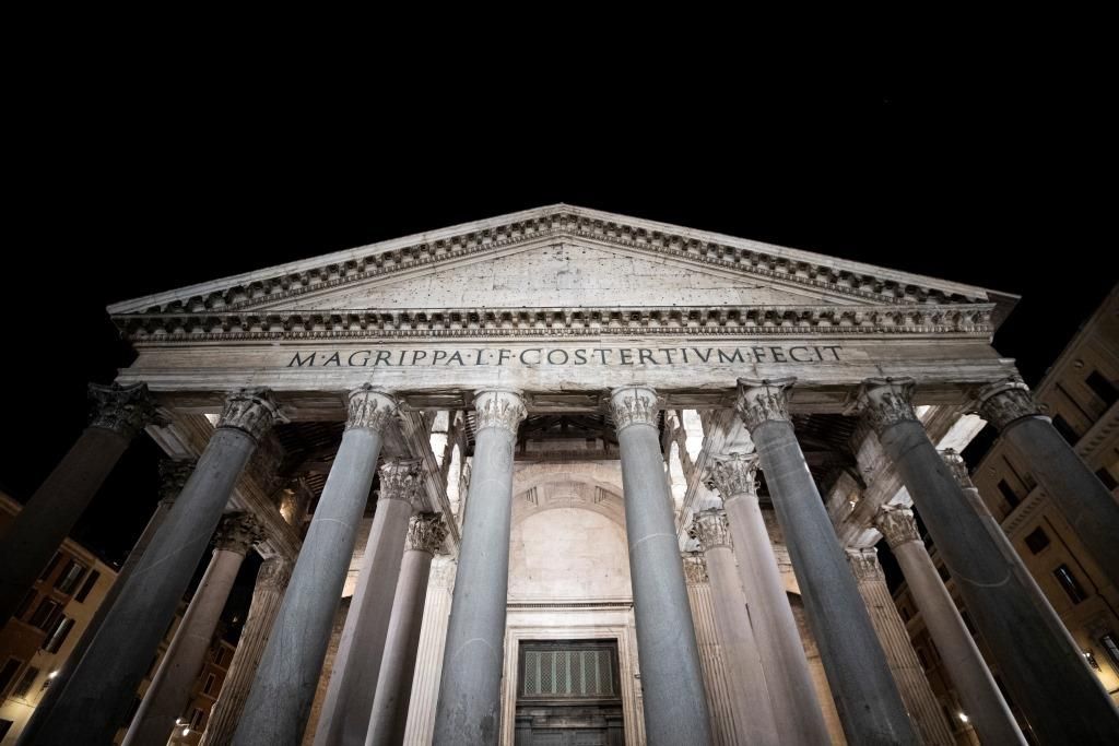 Roma, nuova illuminazione artistica per il Pantheon