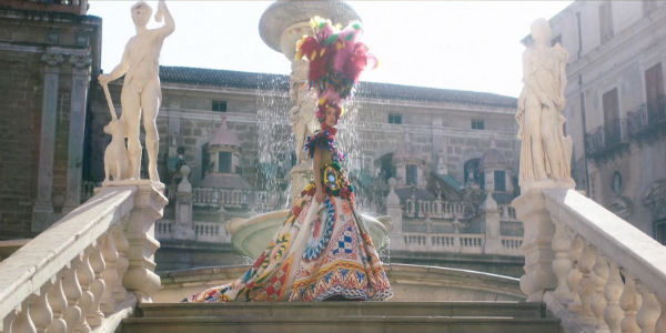 Dolce&Gabbana promuovono la Sicilia, Pin e Occhio Piazza Armerina