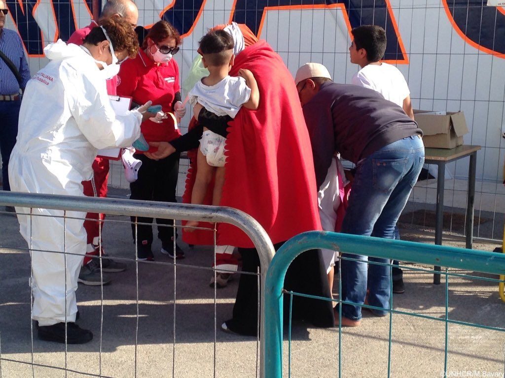 Ancora sbarchi a Lampedusa, il sindaco invoca lo stato d’emergenza