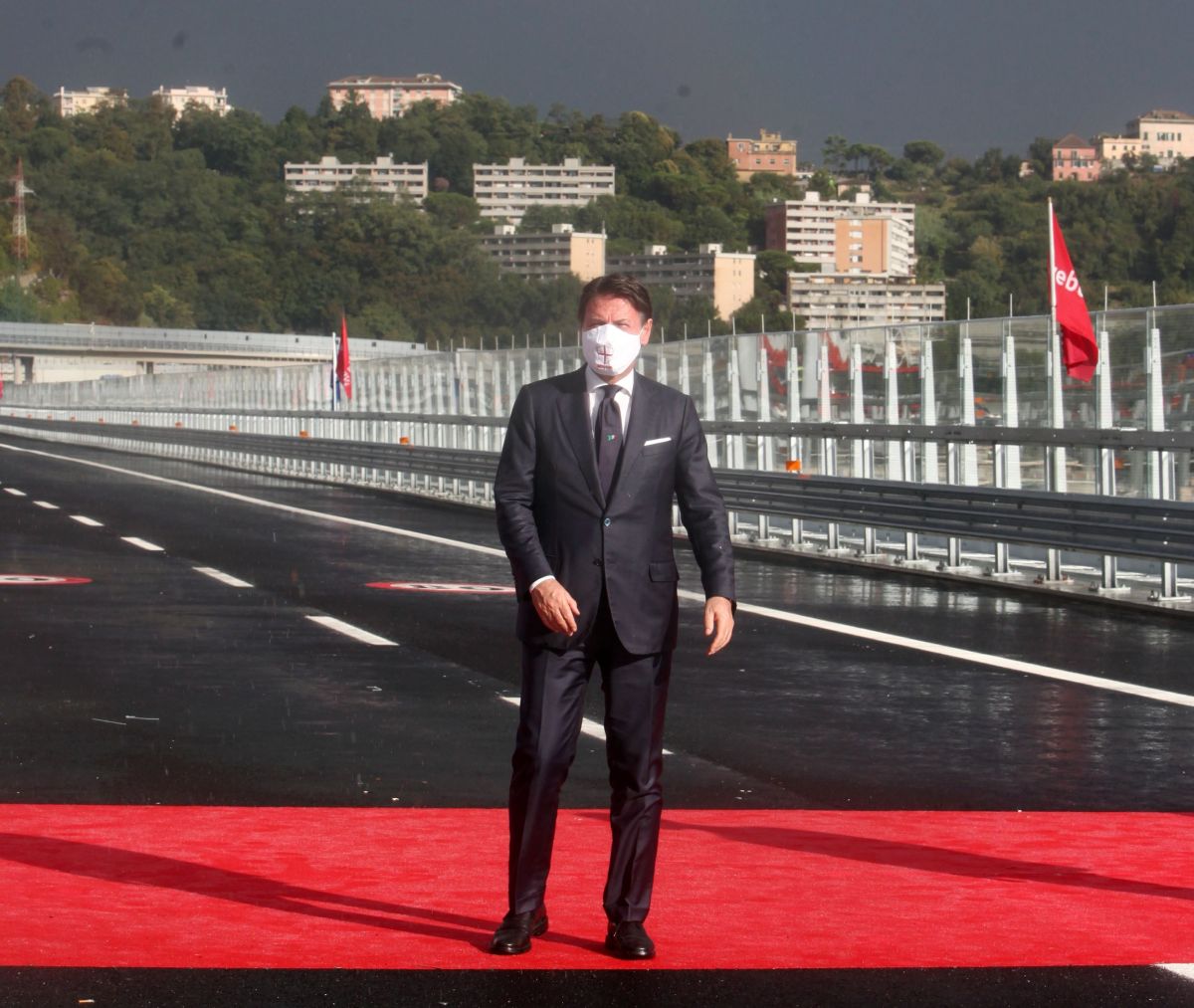 Ponte Genova, Conte: “Dimostrazione che il Paese sa rialzarsi e correre”