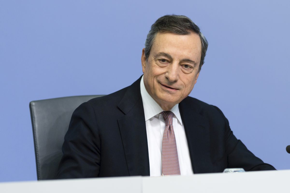 Draghi “Ai giovani bisogna dare di più, l’istruzione è essenziale”