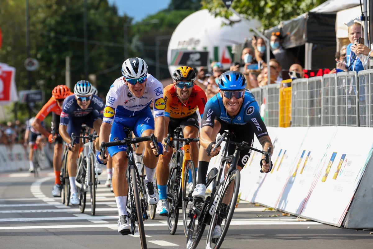 Nizzolo si laurea campione europeo a Plouay, battuto Demare