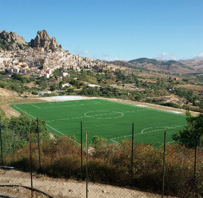 Gagliano C.to: campo da calcio in comodato d’uso all’Asd Troina