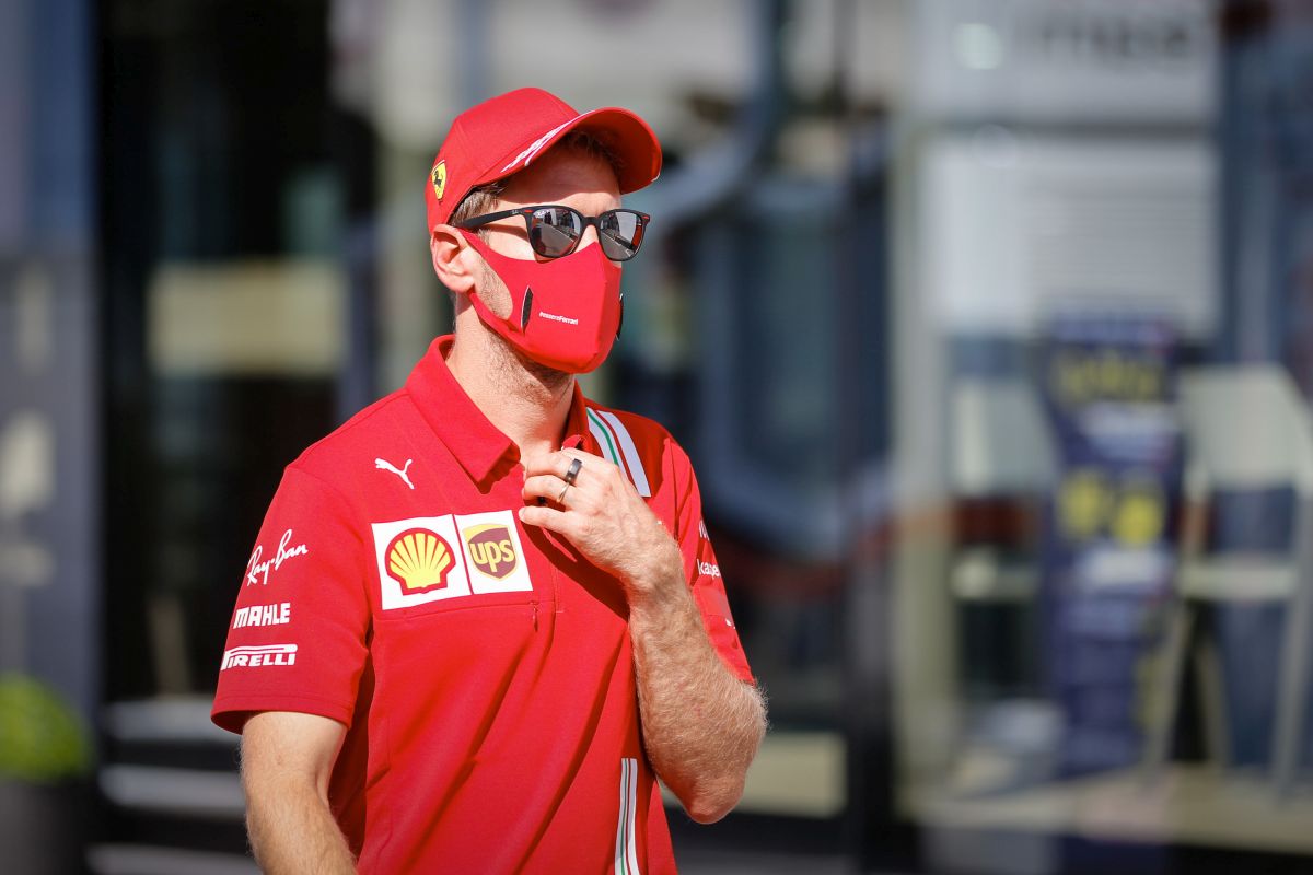 Formula 1, Vettel firma per l’Aston Martin “Orgoglioso e felice”