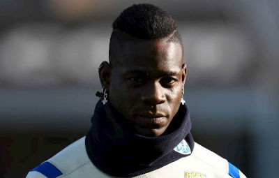 Balotelli a Piazza Armerina: fan in delirio e assembramenti, interviene la polizia