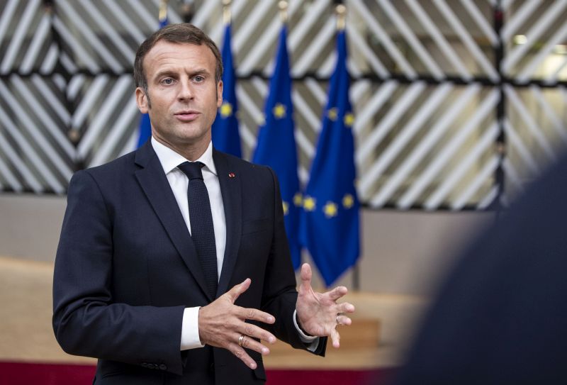 Covid, Macron reintroduce lockdown con chiusura fino al 1 dicembre
