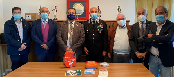 Consegnati attestati corso BLSD ed un defibrillatore al Comando Carabinieri di Enna