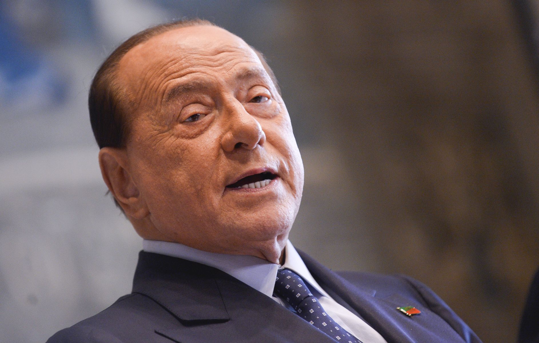 Berlusconi “la situazione è grave, ora unità e fatti concreti”