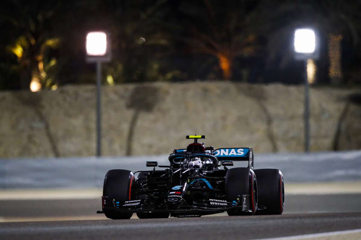 Bottas in pole nel Gp di Sakhir, seconda fila per Leclerc