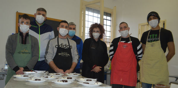 Carcere Piazza Armerina. “Metti una cena, una sera in cella, pillole di cucina per cuochi mancati”