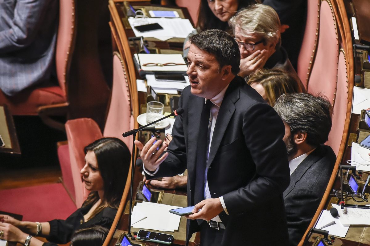 Governo, Renzi “Non vogliamo poltrone, pronti a lasciare le nostre”
