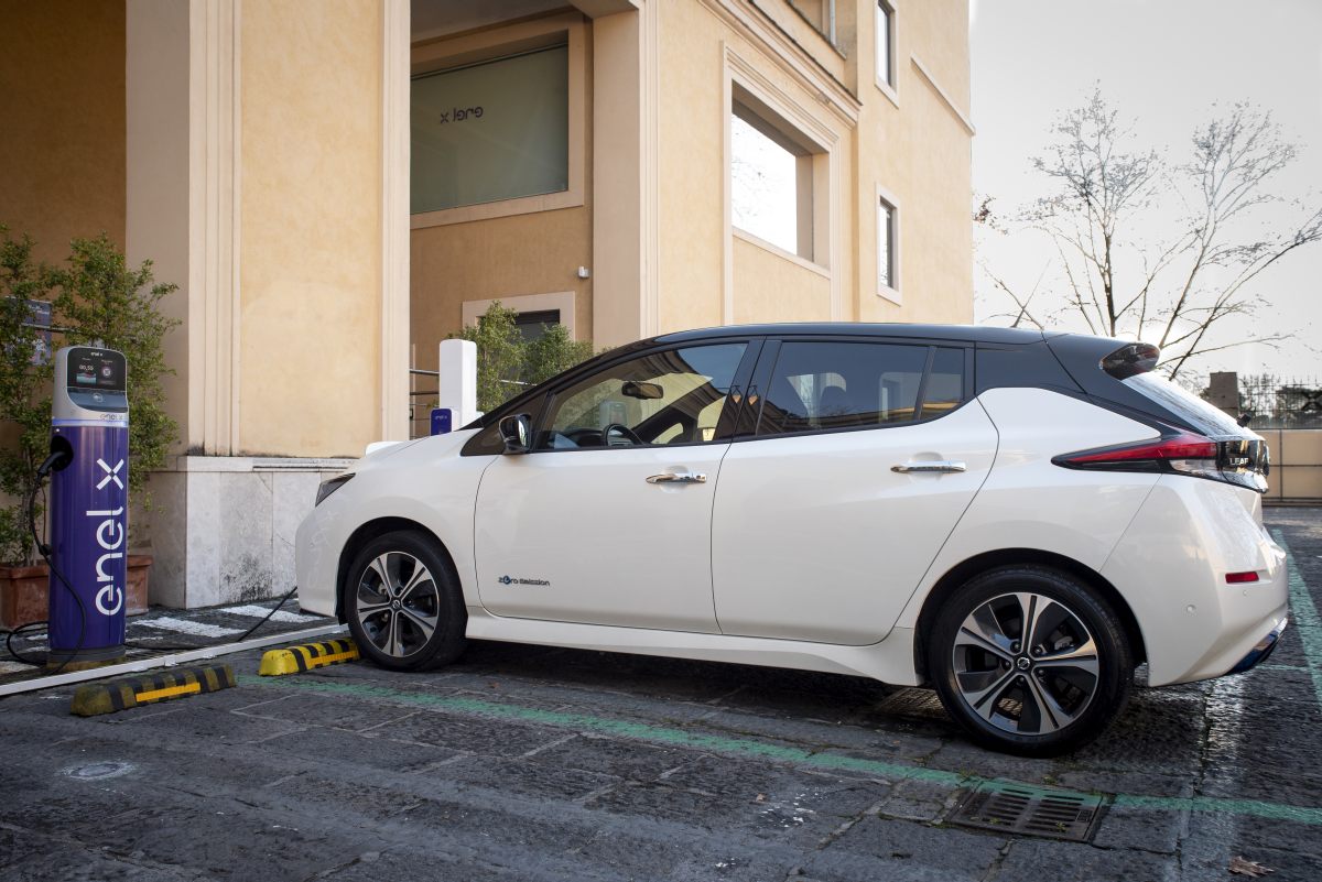 Da Nissan ed Enel nuova soluzione integrata per la mobilità elettrica