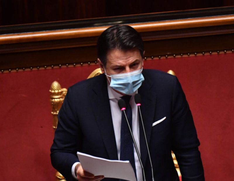 Conte in Senato”A testa alta,difficile governare con chi dissemina mine”