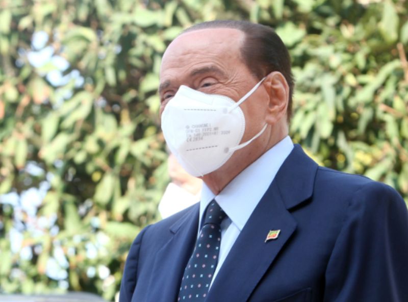 Berlusconi “Pettegolezzi su Forza Italia, restiamo nel centrodestra”