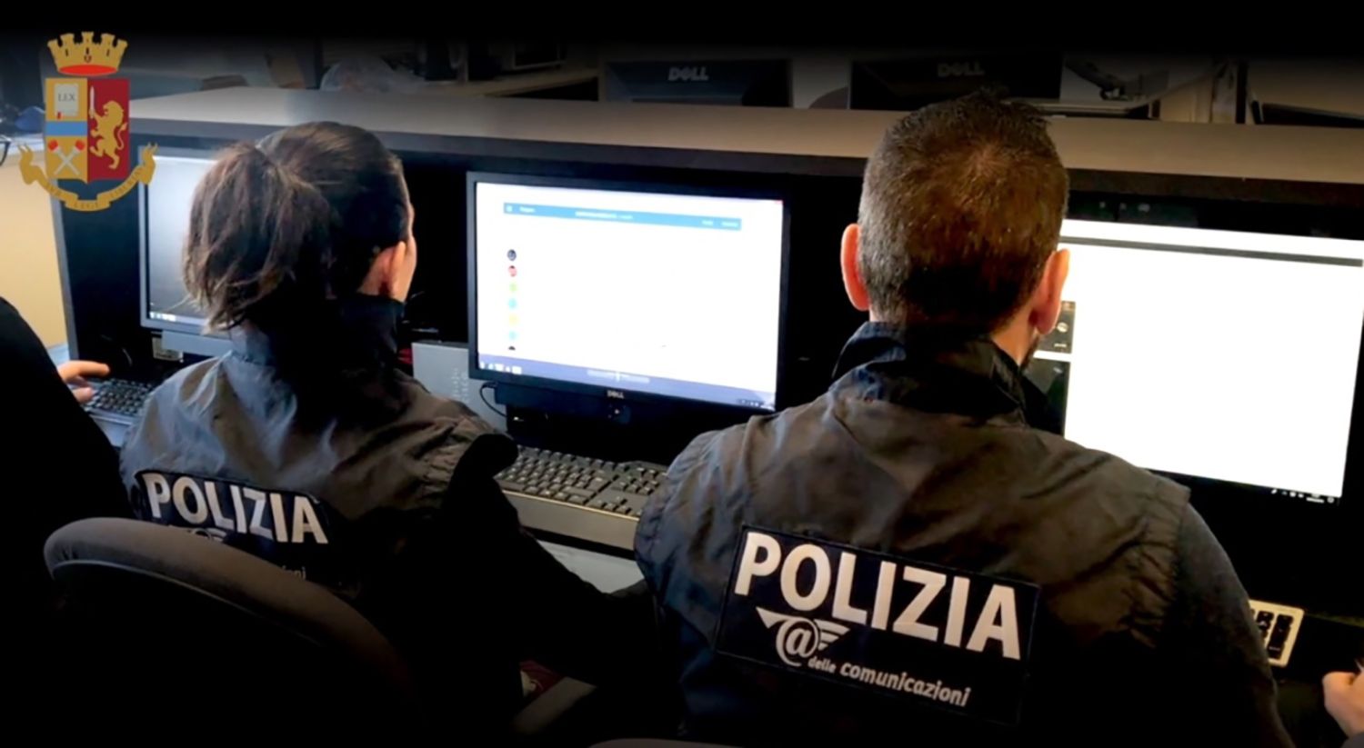 Pedopornografia, a Catania 25 indagati tra cui 15 minorenni