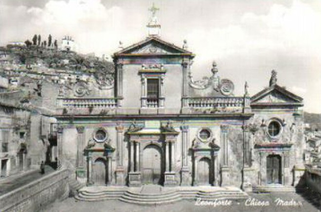 Leonforte. Il Venerdì Santo la Matrice chiude per Covid-19