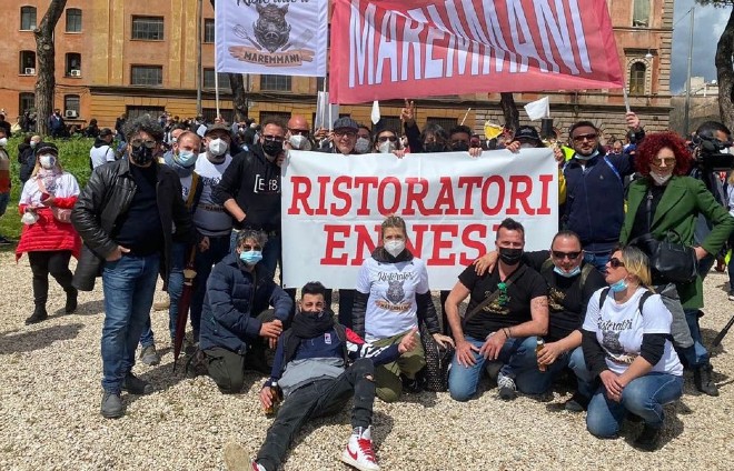 Protestano al Circo Massimo di Roma i ristoratori ennesi