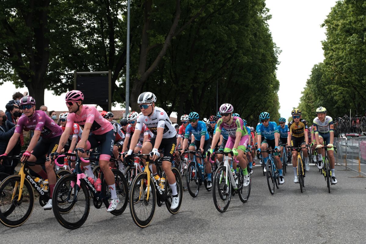 Van der Hoorn vince la terza tappa del Giro d’Italia