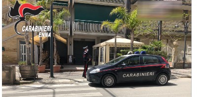 Pietraperzia. Chiuso provvisoriamente bar per violazione norme covid-19