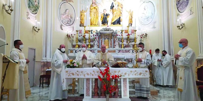 I frati Carmelitani Scalzi, dopo 66 anni, lasciano Enna