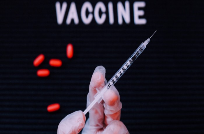 “Tu facisti u vaccinu?”