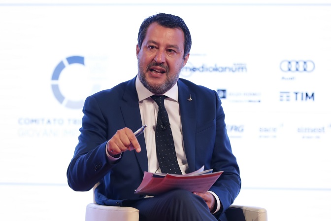 Salvini “Da Pd e M5s solo problemi, Governo avanti anche senza Conte”