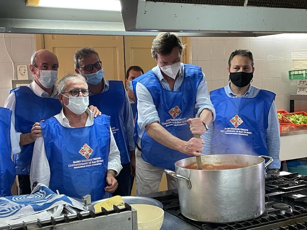 Palermo, dai Borbone pranzo per un mese a ospiti Boccone del Povero