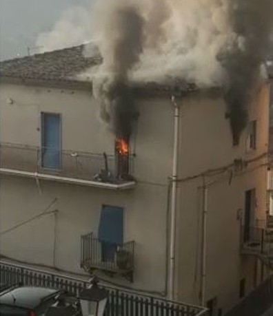 Gagliano C.to. Esplosione e incendio lo sorprendono in casa, avvocato muore carbonizzato