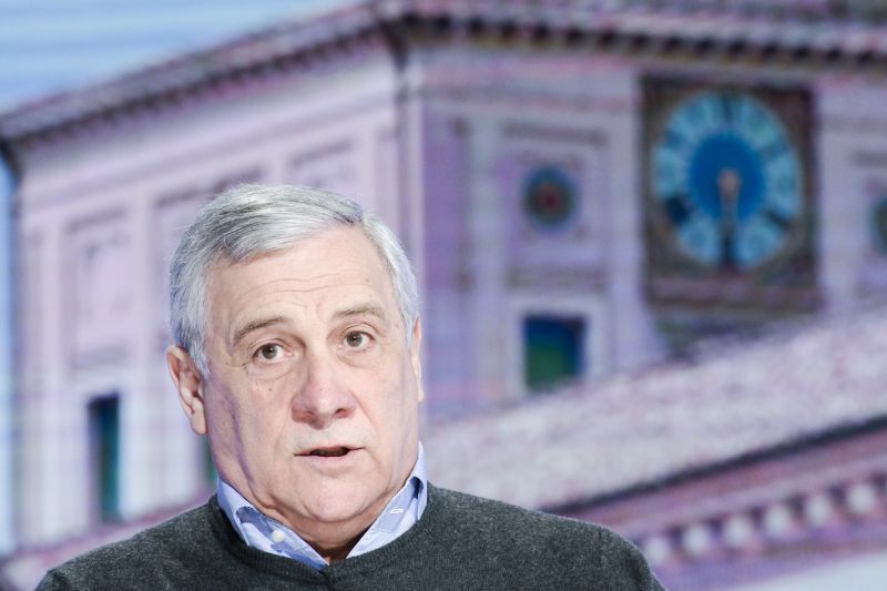Centrodestra, Tajani “Basta polemiche, serve un salto di qualità”