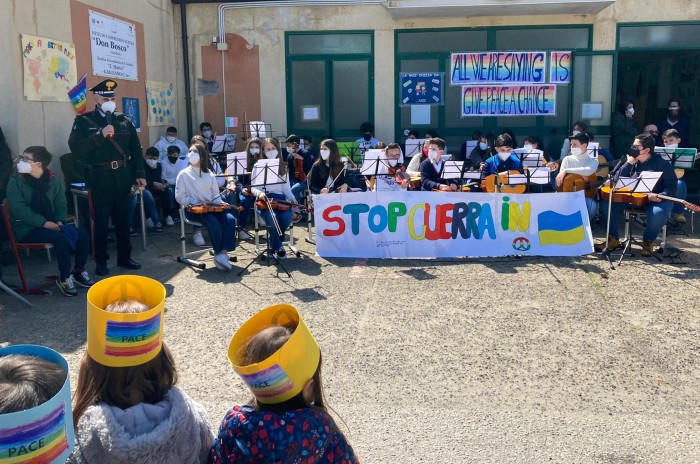 Le scuole di Gagliano si mobilitano per la pace