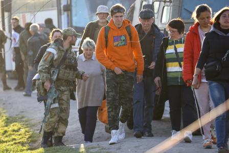 Ucraina, civili evacuati: completa prima fase missione Azovstal