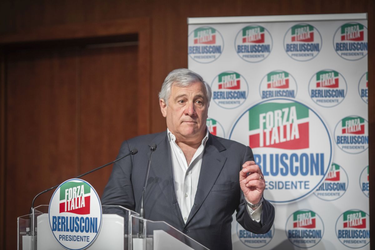Tajani “Italia deve dare ok a sanzioni sul petrolio”
