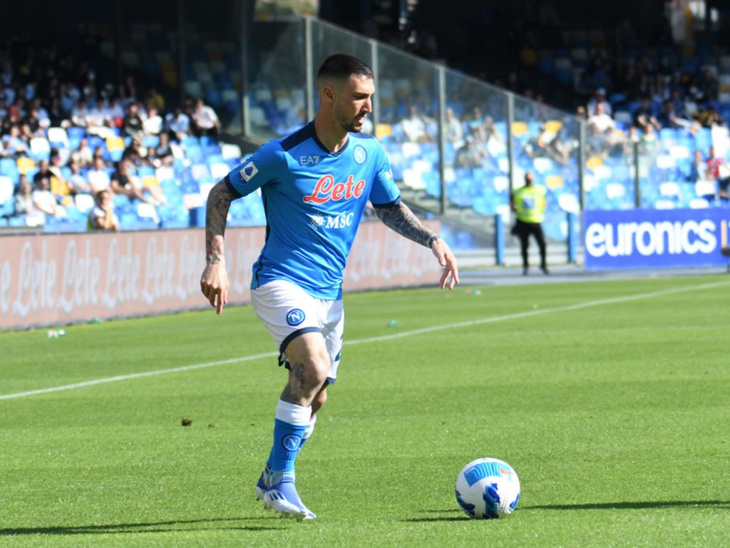 Il Napoli chiude in bellezza, 3-0 a La Spezia