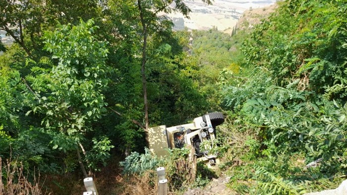 Enna. Camper vola dal dirupo in Viale Caterina Savoca, illesi gli occupanti