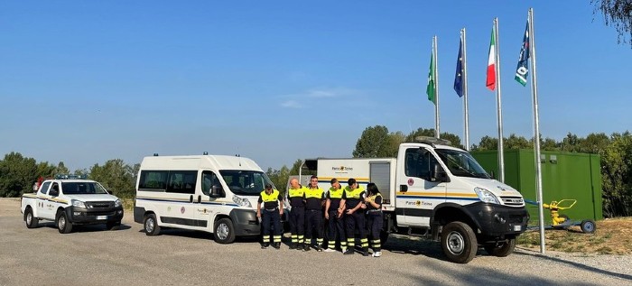 Lotta agli incendi boschivi in Sicilia: in campo anche i volontari del Parco del Ticino con base a Pergusa