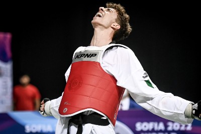 Leonforte. Angelo Mangione campione del mondo juniores di Taekwondo