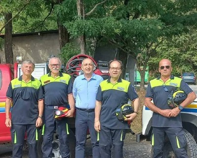 A Pergusa per contrastare gli incendi i volontari della Protezione Civile del Parco delle Groane e della Brughiera Briantea