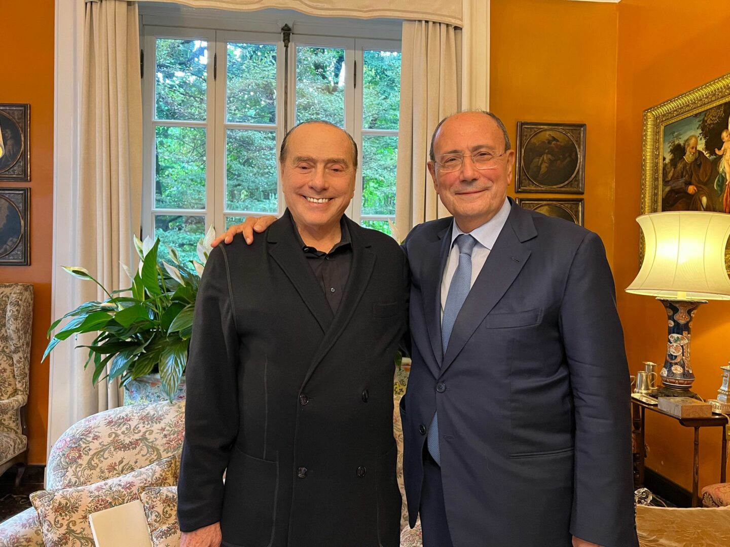 Renato Schifani ricevuto ad Arcore da Silvio Berlusconi