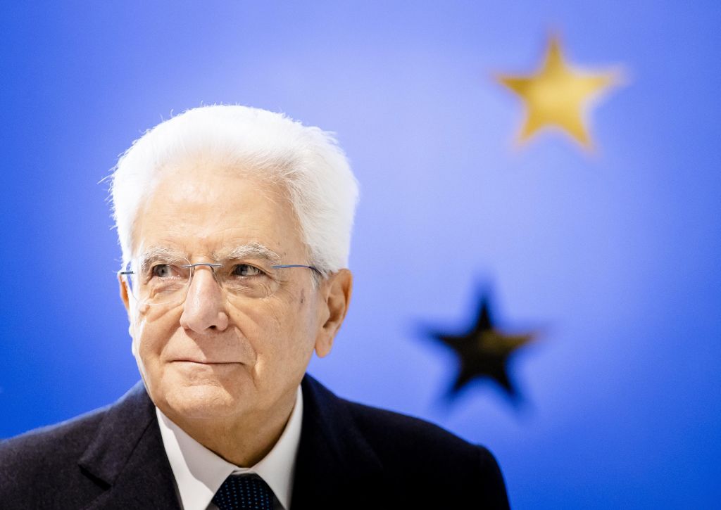 Mattarella “Il mio pensiero a chi ha sacrificato la vita per la pace”