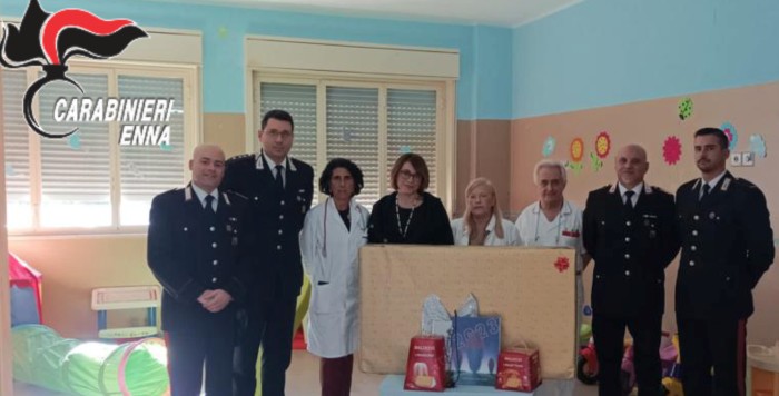 Carabinieri Piazza Armerina regalano un sorriso ai bambini ricoverati del reparto pediatria dell’ospedale