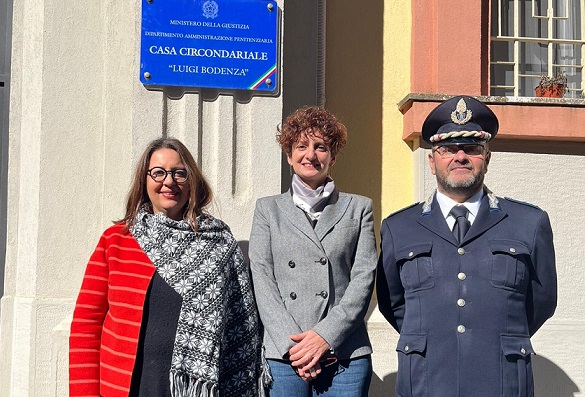 L’on. Eliana Longi in visita presso il carcere di Enna