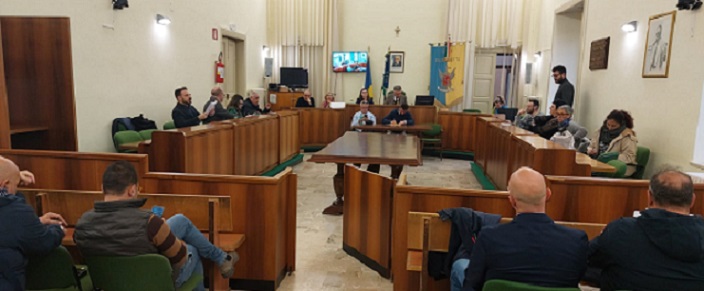 Calascibetta: in Consiglio comunale le polemiche sulla mancata disputa del primo “Ronde Città di Calascibetta”