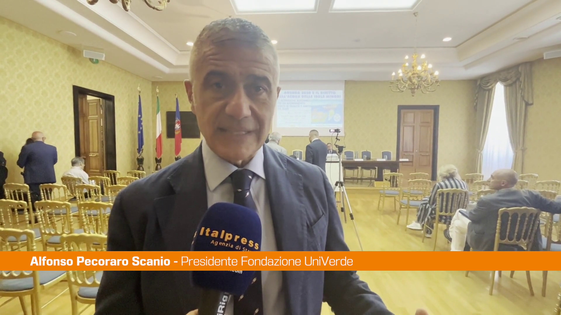 Pecoraro Scanio “Sostenere le isole minori per problema idrico”