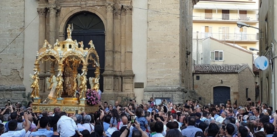 Festa della Patrona, il sindaco, “stop alle polemiche in queste ore”