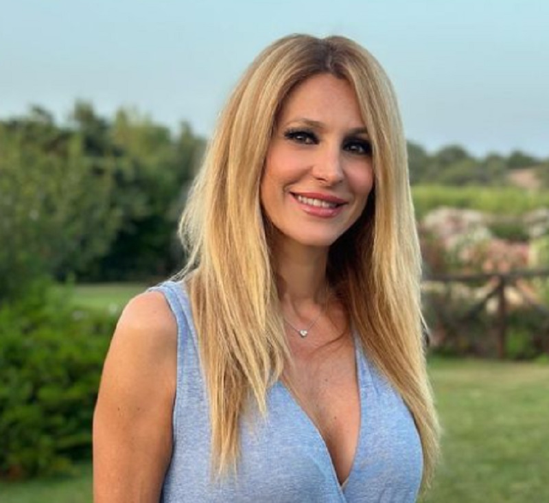 Borgo delle Zolfo, la testimonial è la star tv Adriana Volpe